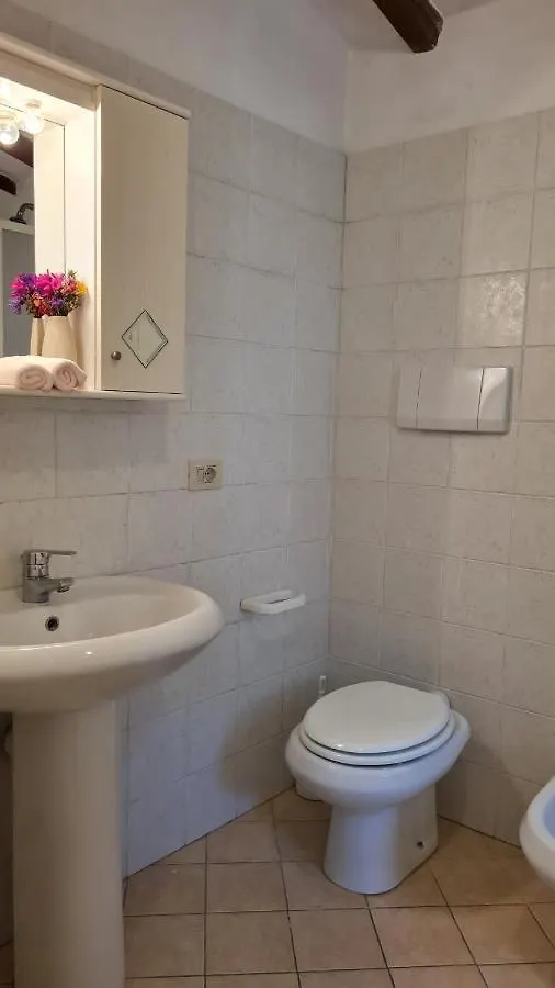 La Casina Di Redinoce Apartment Marciana
